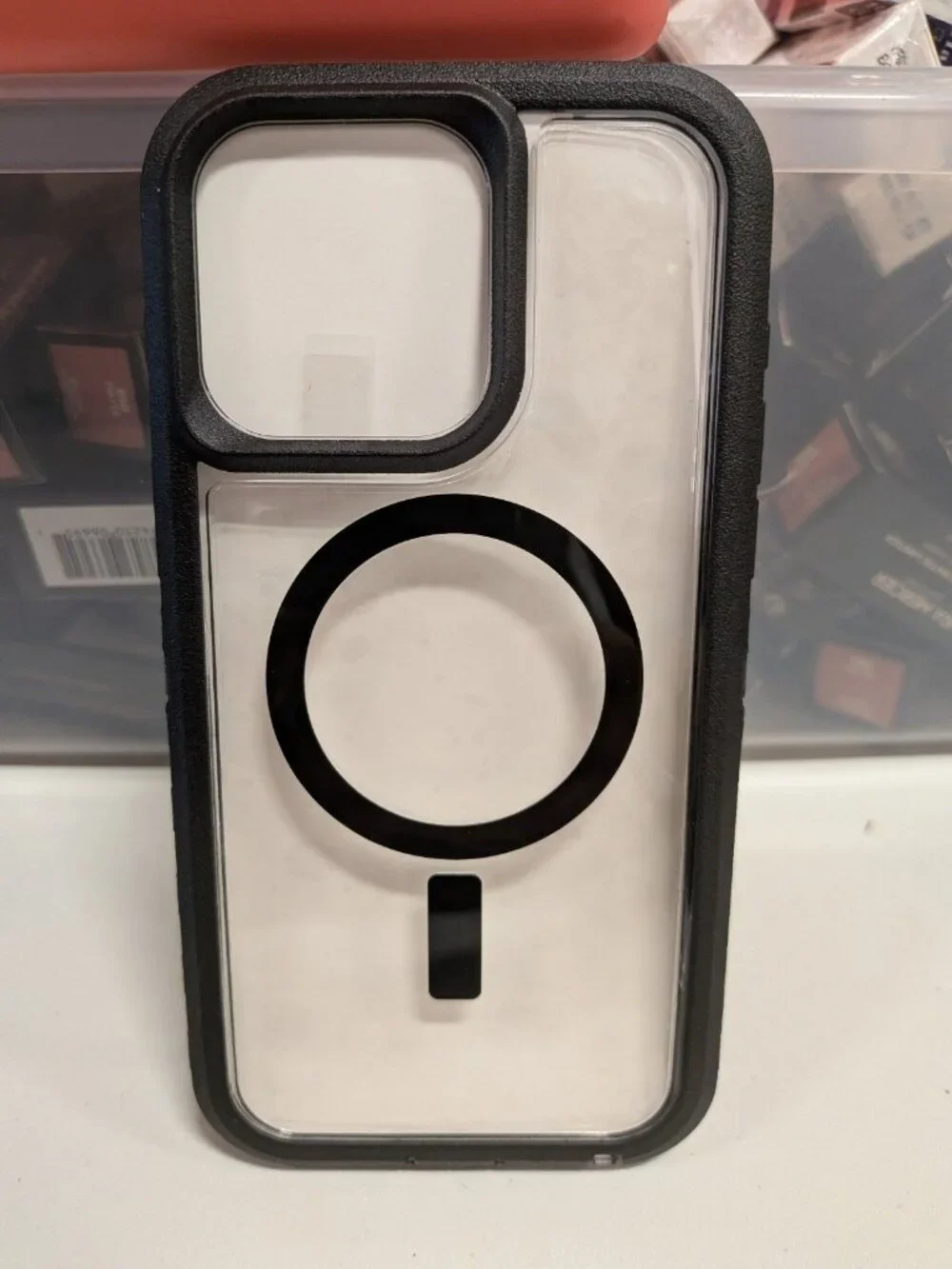 Clear Magnetic Phone Case with Black Bumper iPhone 15 pro max